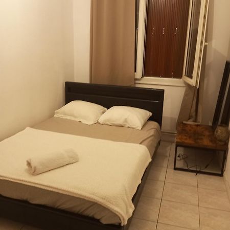 Apartamento Chambre Cour Fontaine  Exterior foto